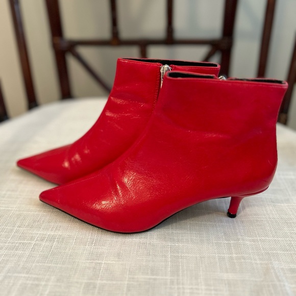 Zara Red Heeled Ankle Boots - Picture 2 of 9